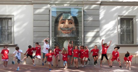 ESCUELA DE VERANO SURREALISTA