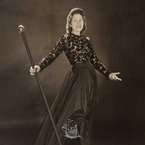 The Awakening of the Myth: Gala Dalí