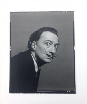 Portada del catàleg Dalí by Halsman