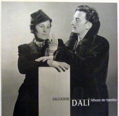Salvador Dalí. Àlbum de família.