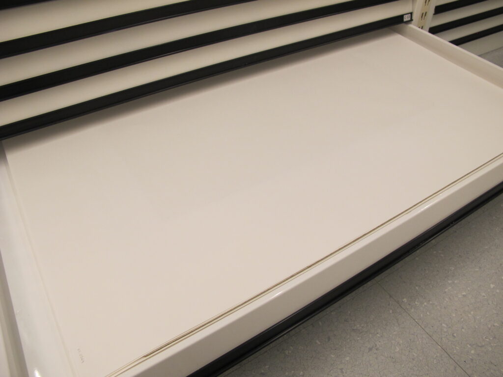 Planera con obra de gran formato después de mejorar el sistema de almacenamiento